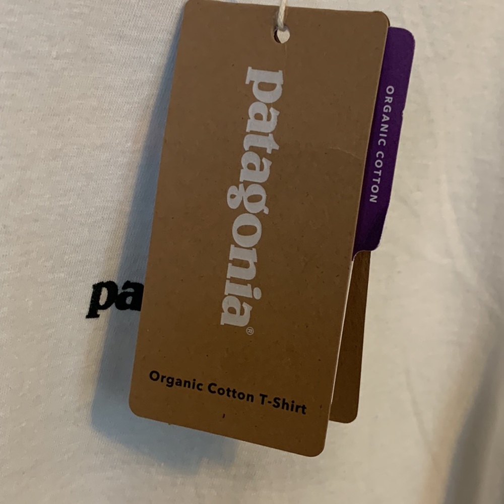 Patagonia Women’s P6 Logo Crew T-Shirt - Picture 9 of 12